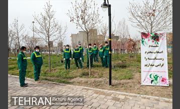 آیین درختکارى خبرنگاران در بوستان زندگى 1