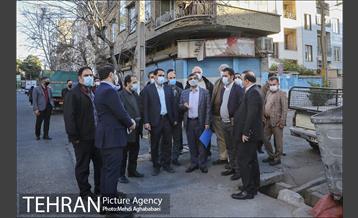 بازدید شهردار منطقه هشت از پروژه های توسعه محلات 11