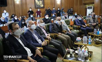 مراسم تودیع پیروز حناچی، شهردار سابق تهران در صحن شورای اسلامی  9