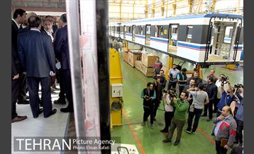 بازدید دکتر نجفی از واگن سازی پارس 26