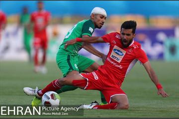 دیدار تیم های ذوب آهن و پرسپولیس 8