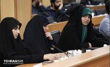 نشست صمیمانه شهردار تهران با تشکل های اسلامی دانشجویی 16