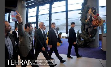 بازدید مهندس افشانی شهردار تهران از مجموعه باغ کتاب 23