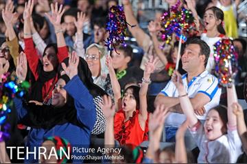 "جشن فرشته ها" در بوستان زندگی 3