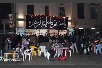 چایخانه‌ حضرت زهرا (س) در میدان راه‌آهن 3