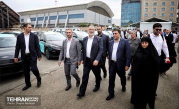 آیین ورود ۱۰۰۰ دستگاه تاکسی برقی به ناوگان حمل و نقل عمومی شهر تهران 8