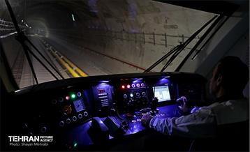 تست گرم بخش شمالی خط ۶ مترو تهران 17