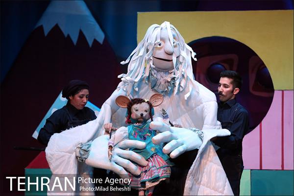 افتتاح و اجرای نمایش موش تا موش‎ 19