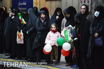 خدمت رسانی مترو در راهپیمایی 22 بهمن 22