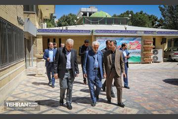بازدید پرویز سروری از منطقه 17