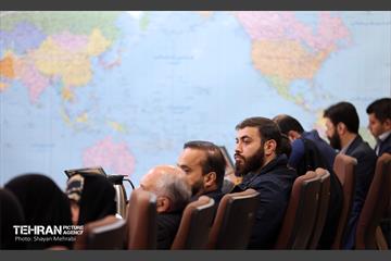 بازدید کمیسیون برنامه و بودجه شورای شهر از پروژه‌های منطقه 11 7