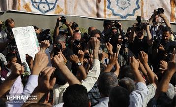 اجتماع مردمی در اعتراض به حمله آمریکا به تاسیسات هسته‌ای ایران 3