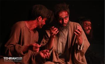 نمایش آیینی «در انتظار» 69