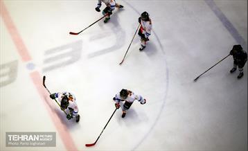 اسکیت هاکی روی یخ زنان 22