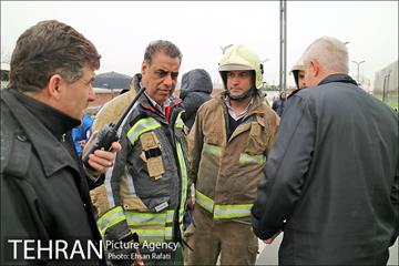 بازدید مدیران شهری از لایروبی و رسوب زدایی شبکه جمع آوری آبهای سطحی 12