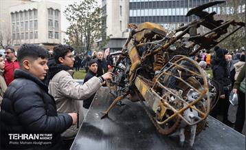 جشن نیمه‌شعبان در میدان ولی‌عصر (عج) - 3 41