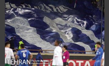 دیدار تیم های فوتبال استقلال و لوکوموتیو تاشکند