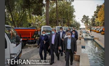 بازدید شهردار تهران از تجهیزات سازمان پسماند صالح آباد 13