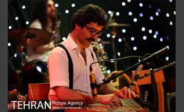 کنسرت حسین خواجه امیری (ایرج) در بندرعباس‎ 33