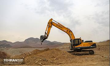 اینجا کارگاهه؛ بزرگراه شهید شوشتری 19