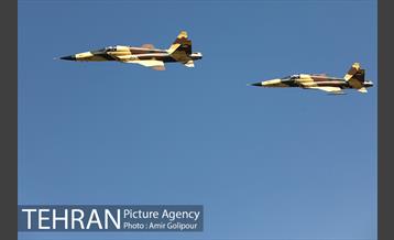 پرواز اسکادران ها بر آسمان پایتخت 14