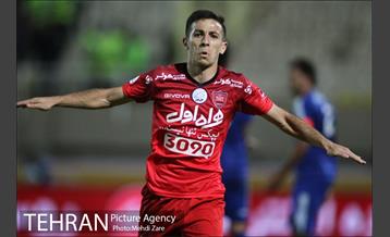 دیدار استقلال خوزستان و پرسپولیس در لیگ برتر فوتبال 13