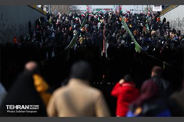 راهپیمایی ۲۲ بهمن در تهران - ۱ 14