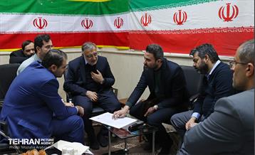 قرار خدمت؛ دیدار مردمی شهردار تهران در مسجد جامع باغ فیض 30