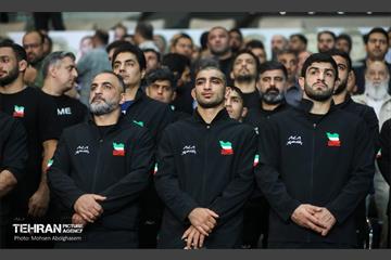 مراسم تجلیل از کشتی‌گیران قهرمان جهان (جشنی برای ایران) 52