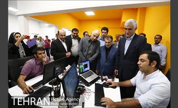 بازدید شهردار تهران از کارخانه نوآوری 17