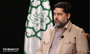 بازدید اعضا شورای شهر از مرکز ارتباطات شهرداری تهران 14