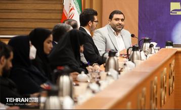 نشست «در مدار بهره‌وری» 30