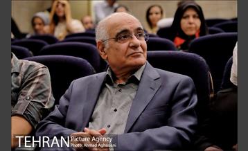 بزرگداشت هوشنگ مرادی کرمانی در تولد ماه 9