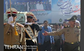 مراسم تشییع پیکر دو شهید گمنام در شهرک چیتگر 12