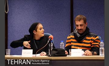 نمایشنامه خوانی سالی که دو بار پاییز شد 21