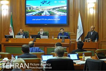 جلسه شورای اسلامی شهر با حضور شهردار تهران 36