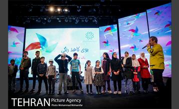 جشن بوی کاغذ رنگی 7