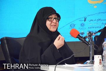 نشست گفتگو و بررسی کتاب تقاطع انقلاب  17