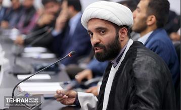 نشست صمیمانه اعضای گروه‌های جهادی با شهردار تهران 11