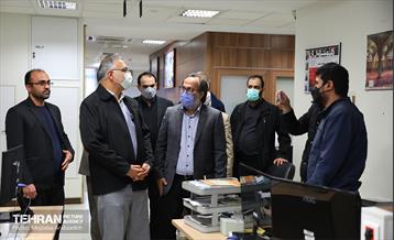 بازدید شهردار تهران از موسسه همشهری 13