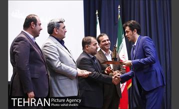 آیین اختتامیه نخستین جشنواره همکار اهل علم و قلم  27