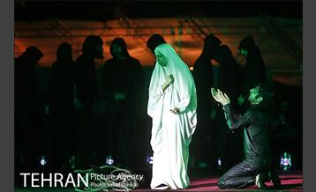 نمایش دریادلان 8