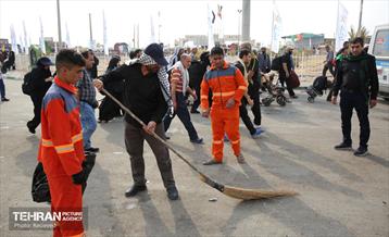 خدمات شهرداری منطقه 5 در گذرگاه مرزی مهران 16