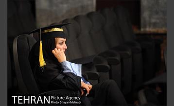 نخستین جشن فارغ التحصیلی ادوار دانشکده خبر 50