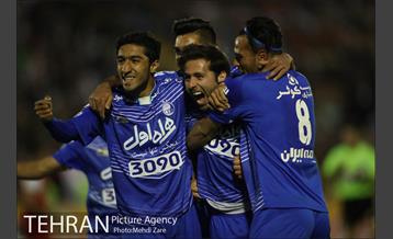 دیدار تیم‌های فوتبال پدیده و استقلال