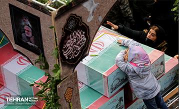 تشییع پیکر ۲۰۰ شهید گمنام دفاع مقدس در تهران 14