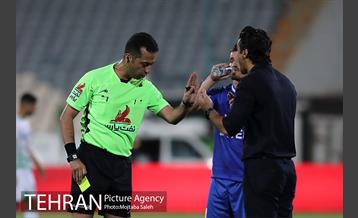 دیدار تیم های فوتبال استقلال تهران و ذوب آهن اصفهان 21