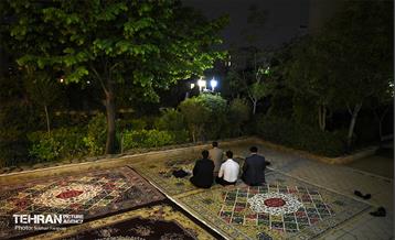 ضیافت افطاری با حضور خانواده های معزز شهدا 1