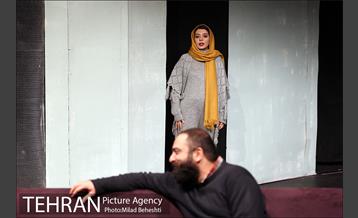 نمایش پروانه الجزایری 3