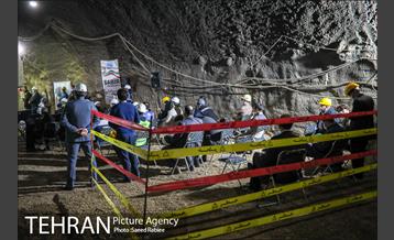 ورود ماشین حفار تونل به ایستگاه میدان حضرت عبدالعظیم الحسنی(ع) در خط 6 مترو 15